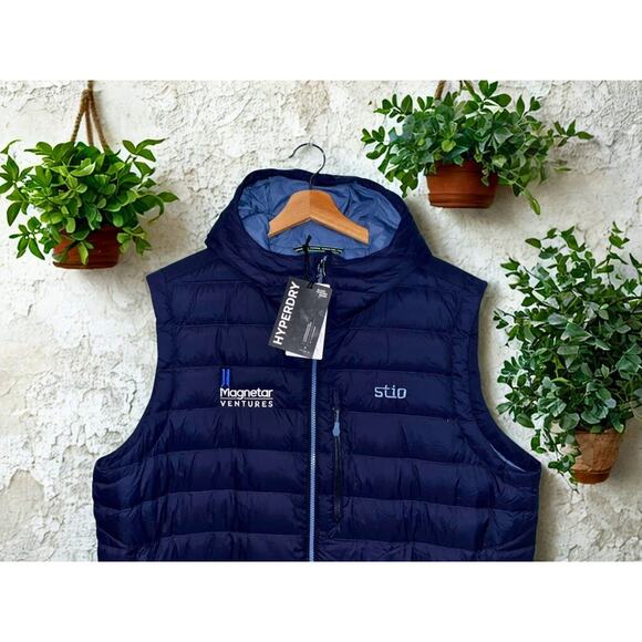 STIO × Magnetar Ventures Hooded Down Vest XL NWT Employee Exclusive RARE - Picture 3 of 12